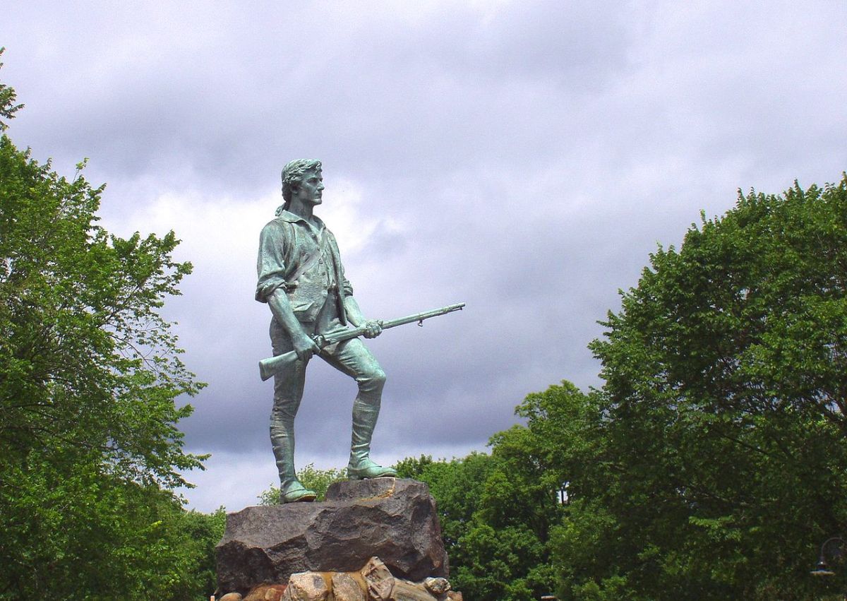 1280px-Minute_Man_Statue_Lexington_Massachusetts